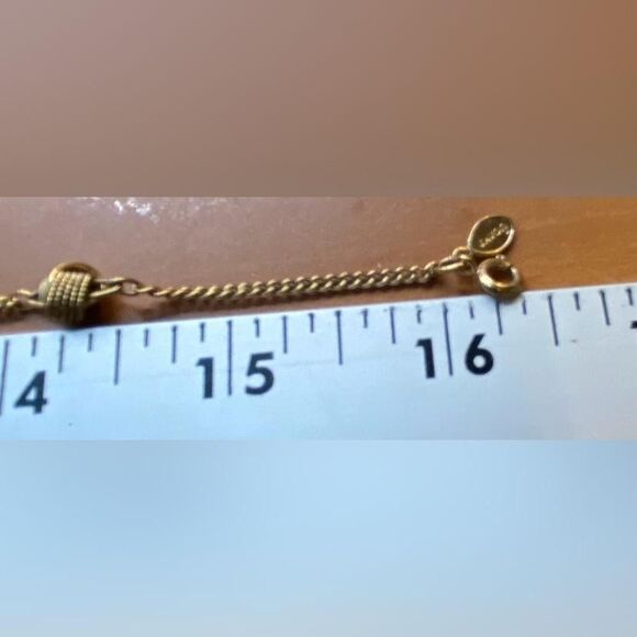 Avon Gold Tone Station Necklace Textured Love Knot Beads Chain Costume Jewelry - Picture 4 of 4